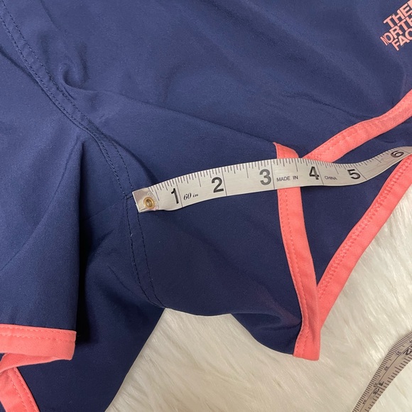 | The North Face | shorts. Size M. - Picture 6 of 6